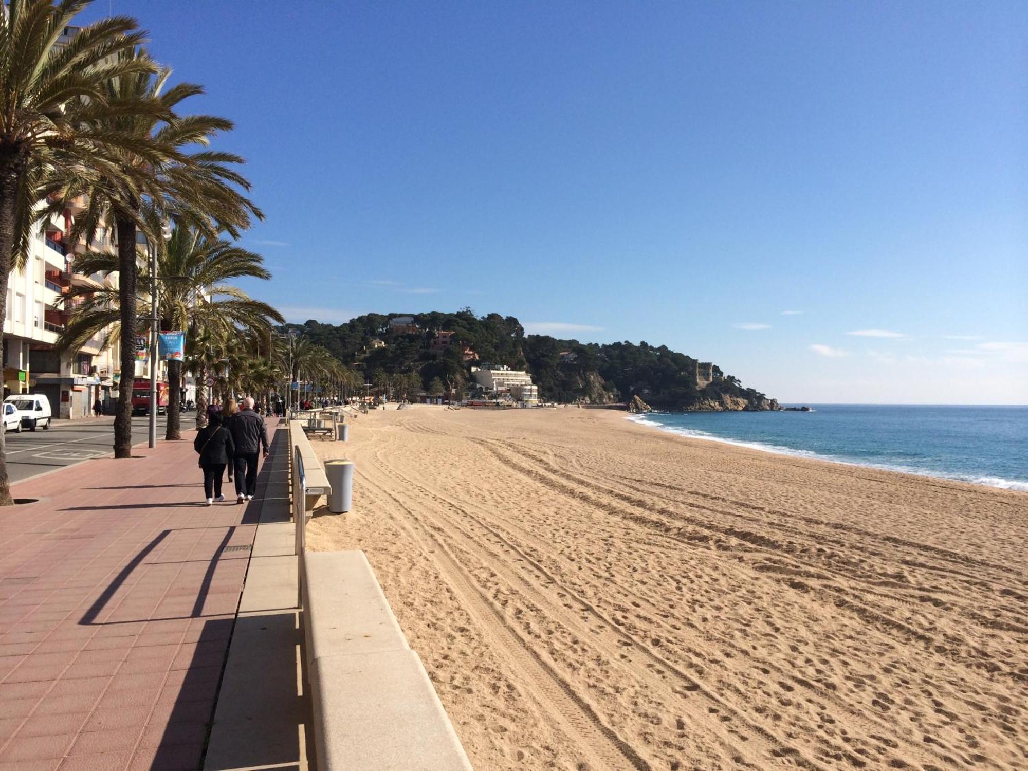 Lux In The Center * Lloret de Mar